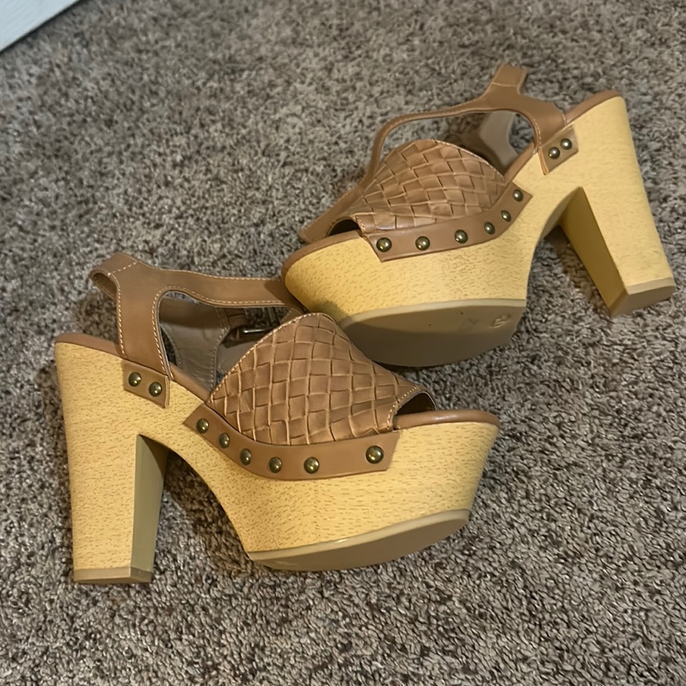 Platform  heels